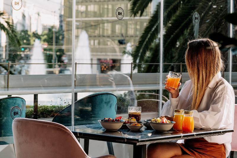 Hotel Skylark, Aluma & Athen